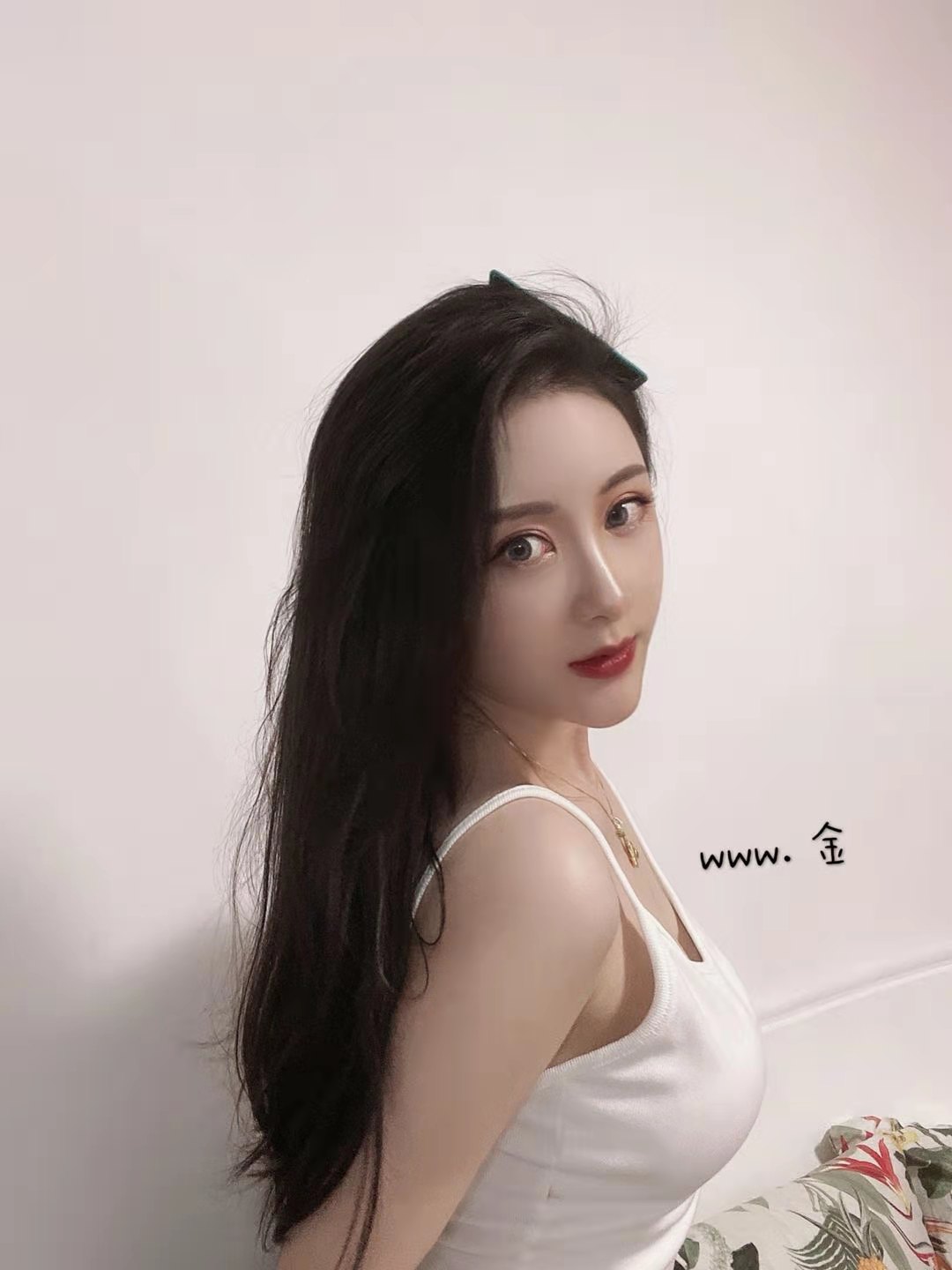 天河区高端桑拿揭秘：特色服务项目乱人眼